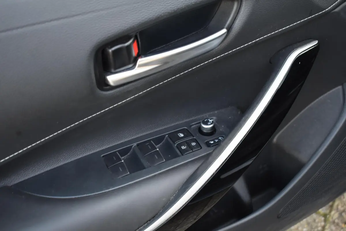 2.0 Hybrid Business Plus | Stoelverwarming | Camera |