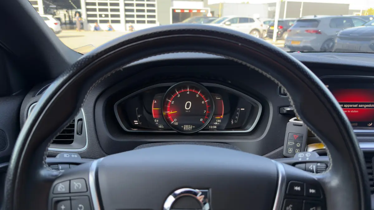 1.5 T3 Polar+ Sport 152pk AUTO | Trekhaak | Achteruitrijcamera | Cruise Control | Panoramadak | Vermarmde Voorstoelen |
