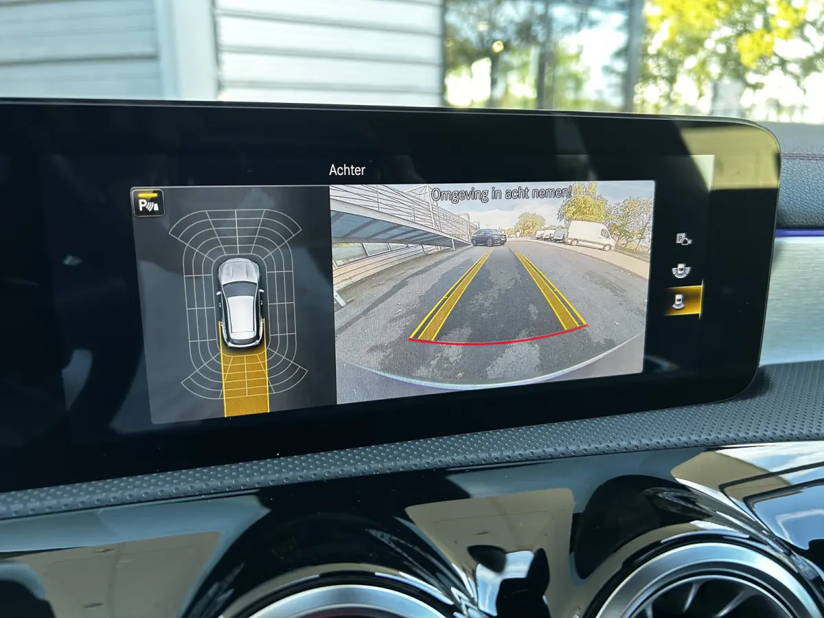 // Panormadak // Sfeerverlichting // Camera // Carplay // Night pakket
