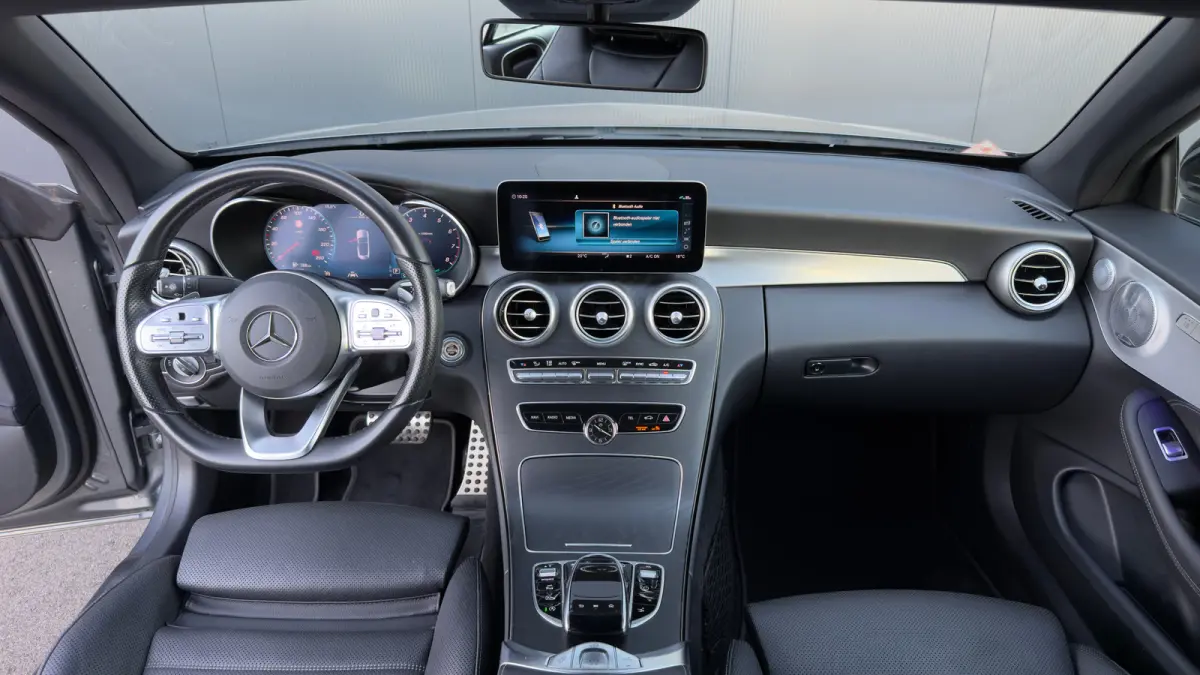 300 258pk 4MATIC Sport Edition | AMG-styling | Achteruitrijcamera 360 graden | Apple Carplay/Android Auto|telefoonintegratie premium