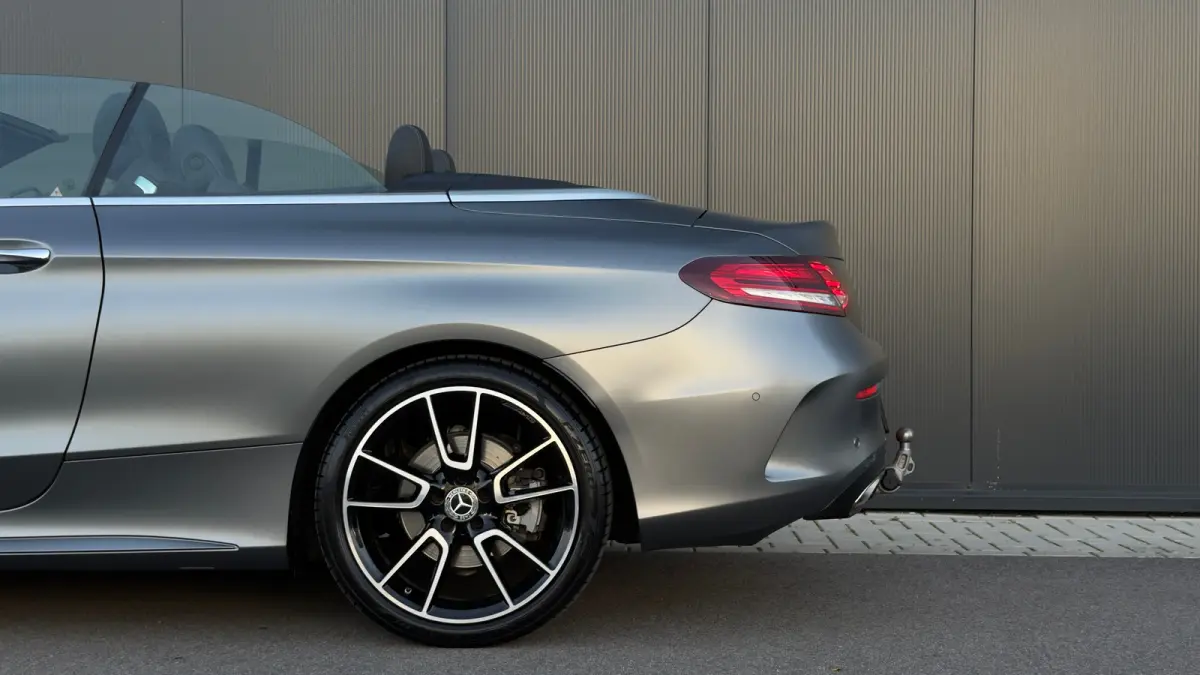 300 258pk 4MATIC Sport Edition | AMG-styling | Achteruitrijcamera 360 graden | Apple Carplay/Android Auto|telefoonintegratie premium