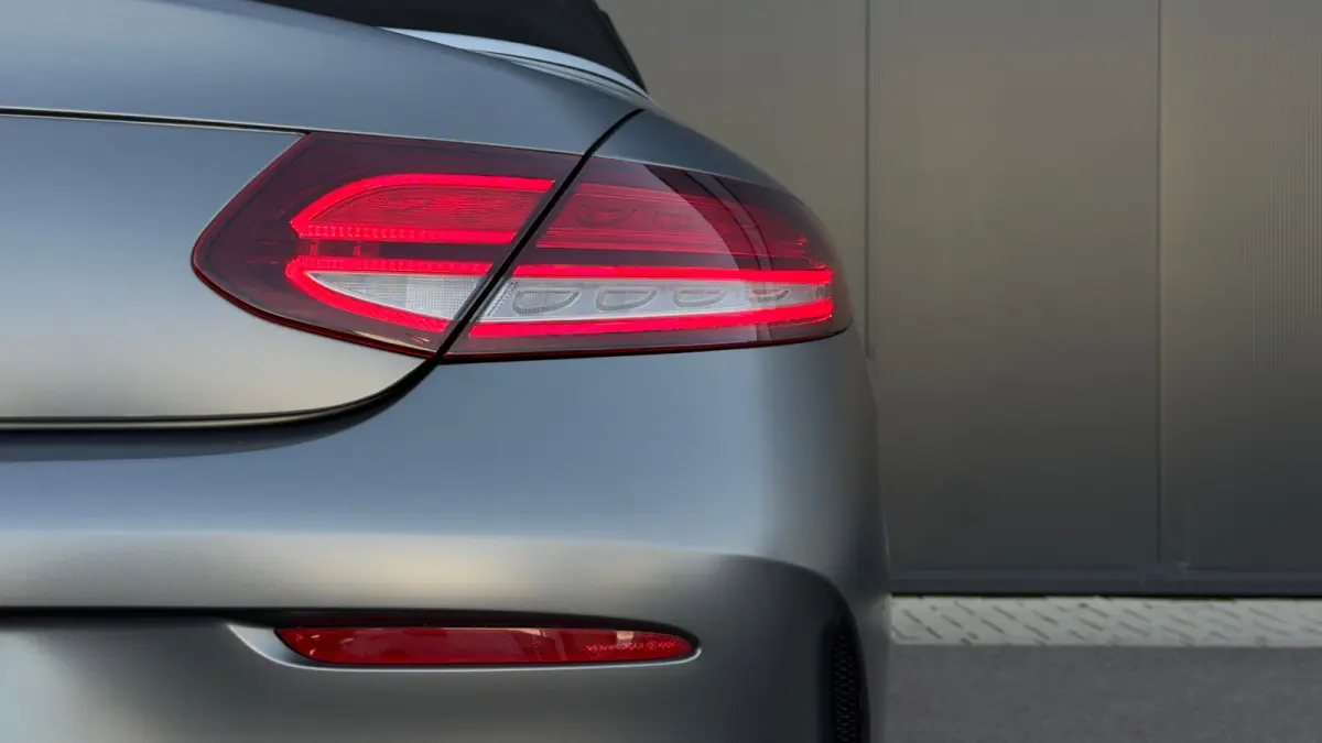 300 258pk 4MATIC Sport Edition | AMG-styling | Achteruitrijcamera 360 graden | Apple Carplay/Android Auto|telefoonintegratie premium