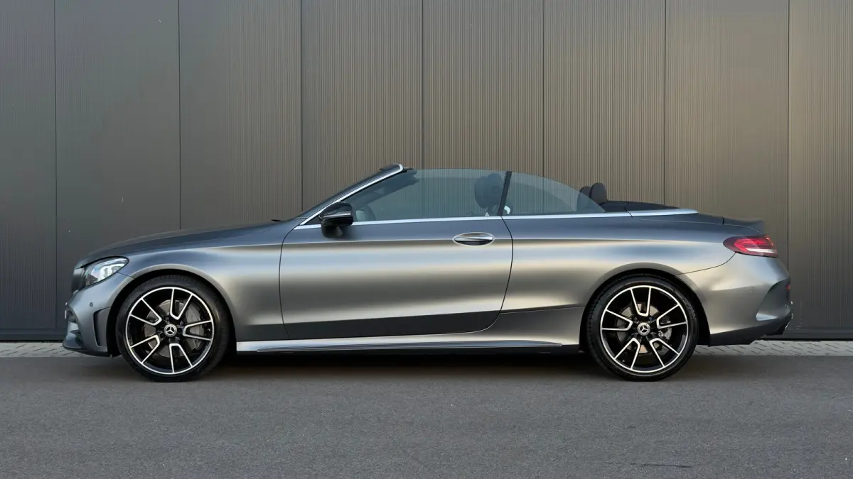 300 258pk 4MATIC Sport Edition | AMG-styling | Achteruitrijcamera 360 graden | Apple Carplay/Android Auto|telefoonintegratie premium