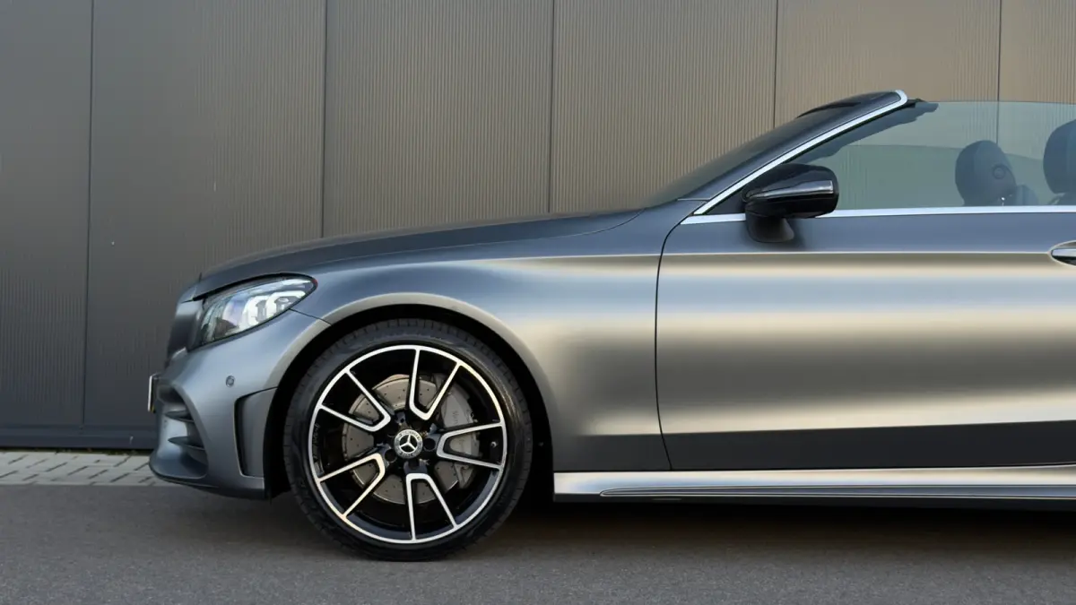 300 258pk 4MATIC Sport Edition | AMG-styling | Achteruitrijcamera 360 graden | Apple Carplay/Android Auto|telefoonintegratie premium
