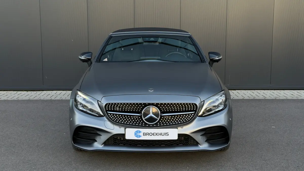300 258pk 4MATIC Sport Edition | AMG-styling | Achteruitrijcamera 360 graden | Apple Carplay/Android Auto|telefoonintegratie premium
