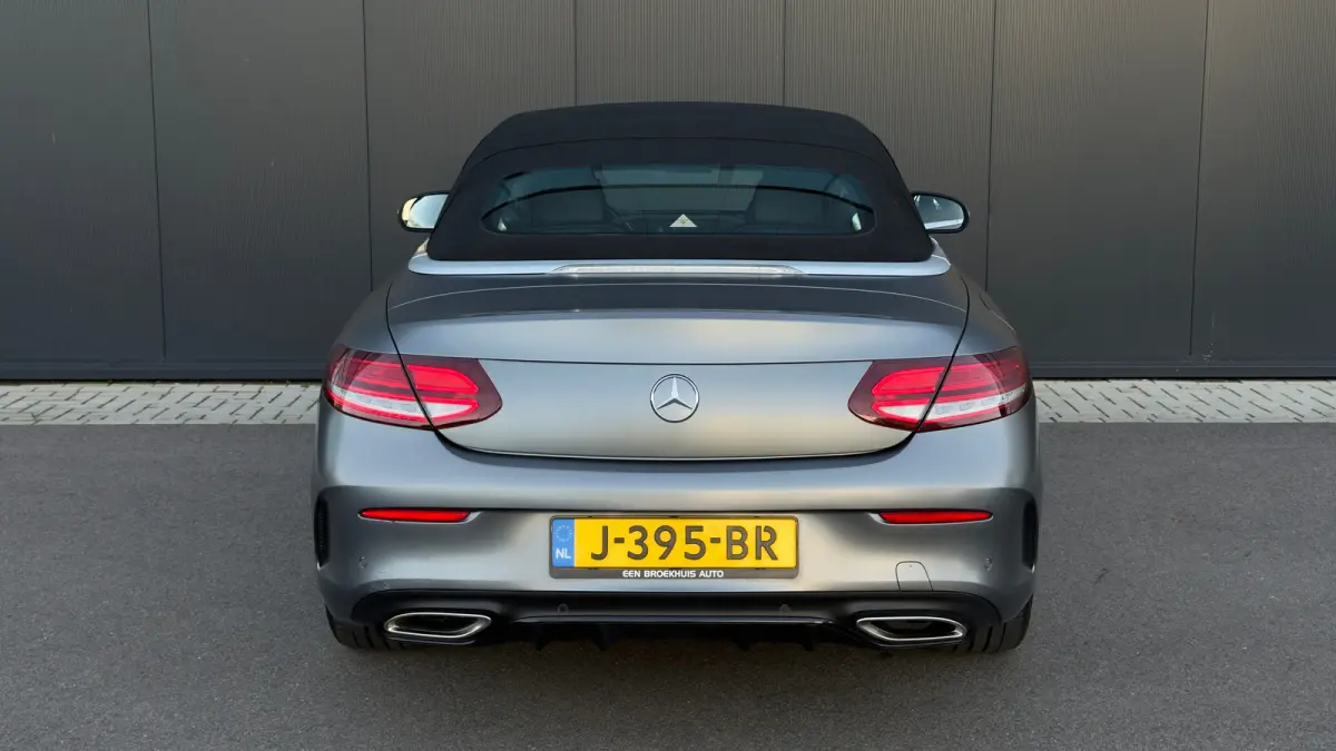 300 258pk 4MATIC Sport Edition | AMG-styling | Achteruitrijcamera 360 graden | Apple Carplay/Android Auto|telefoonintegratie premium