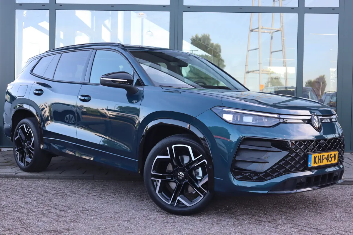 1.5 eHybrid R-Line Edition | Aanhanger manoeuvreerhulp | Adapt. Cruise | Apple Carplay/Android Auto|telefoonintegratie premium
