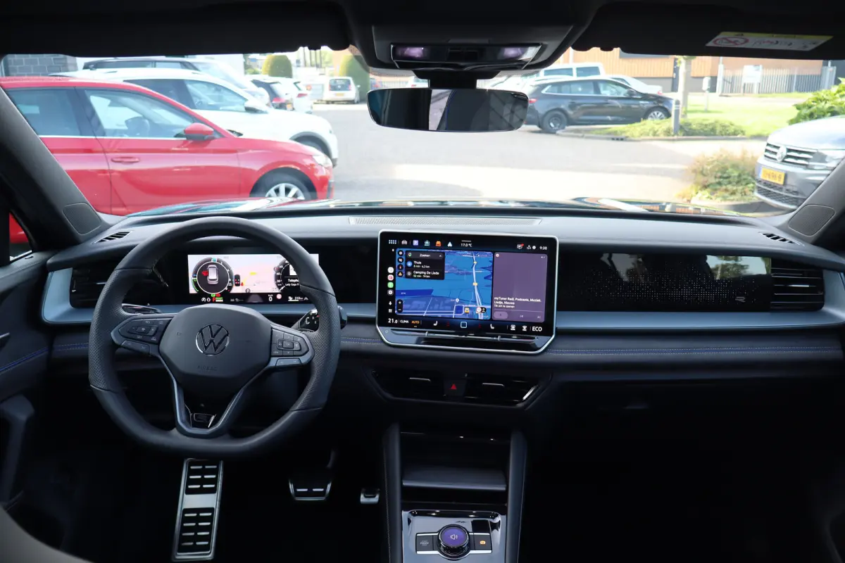 1.5 eHybrid R-Line Edition | Aanhanger manoeuvreerhulp | Adapt. Cruise | Apple Carplay/Android Auto|telefoonintegratie premium