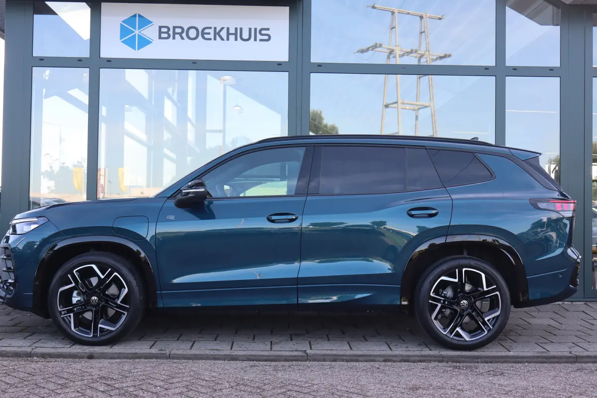 1.5 eHybrid R-Line Edition | Aanhanger manoeuvreerhulp | Adapt. Cruise | Apple Carplay/Android Auto|telefoonintegratie premium