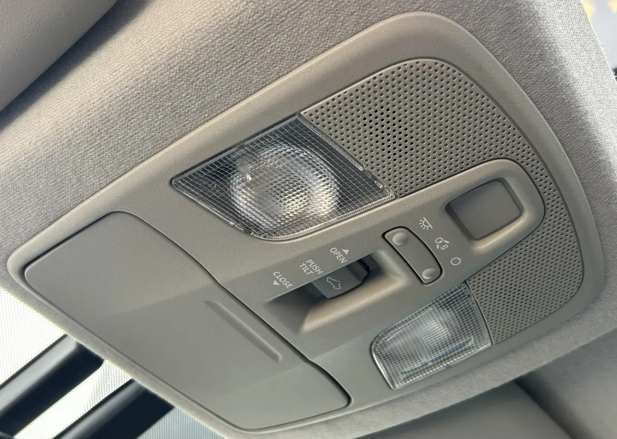 SX4 1.6 High Executive 120PK | LUXE | Zeer Nette Staat | DEALERONDERHOUDEN | NL AUTO | NAP | PANO | Trekhaak | Bi Xenon | 17 Inch Lichtmetalen Velgen | Achteruitrijcamera | Lederen Bekleding