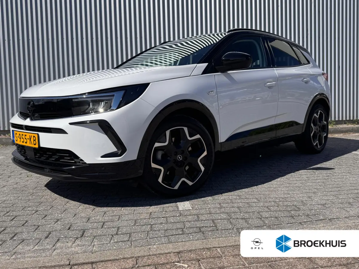 GS 1.6 Turbo Plug-In Hybrid | SOH 100% | AGR stoelen | Trekhaak | Adaptive Cruise | 19" LMV | Stuurverwarming | Navigatie | Apple Carplay / Android auto | | Grootlichtassistent | Keyless ent