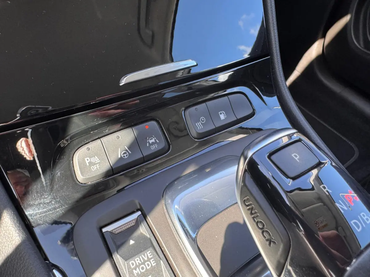 GS 1.6 Turbo Plug-In Hybrid | SOH 100% | AGR stoelen | Trekhaak | Adaptive Cruise | 19" LMV | Stuurverwarming | Navigatie | Apple Carplay / Android auto | | Grootlichtassistent | Keyless ent