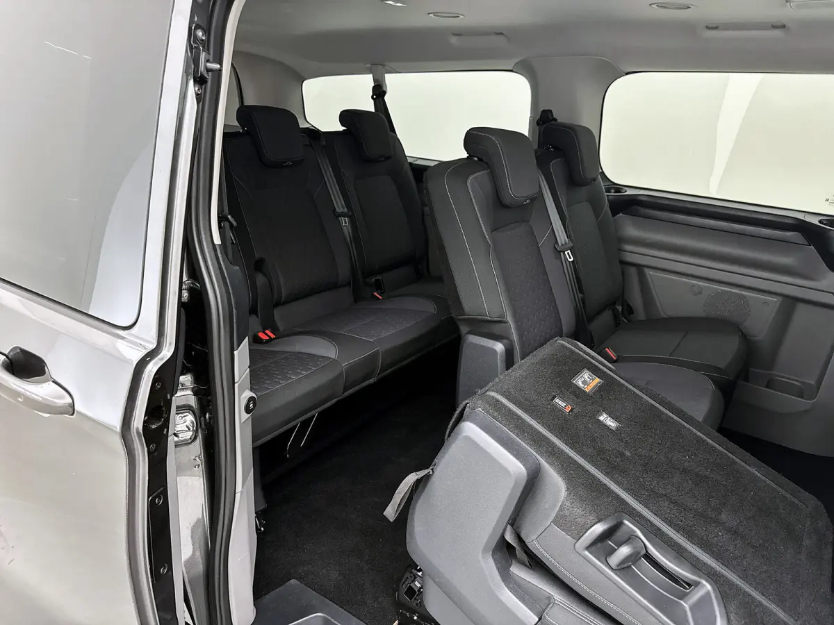 320 2.5 PHEV L2H1 Limited 9-persoons Hybride Led incl BPM ex BTW Peronenvervoer Kombi
