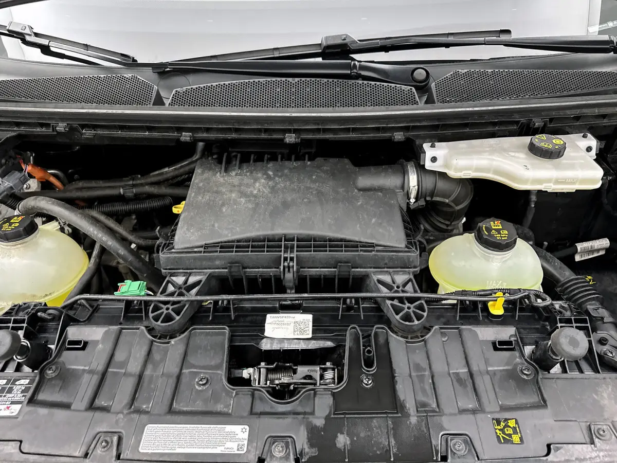 320 2.5 PHEV L2H1 Limited 9-persoons Hybride Led incl BPM ex BTW Peronenvervoer Kombi