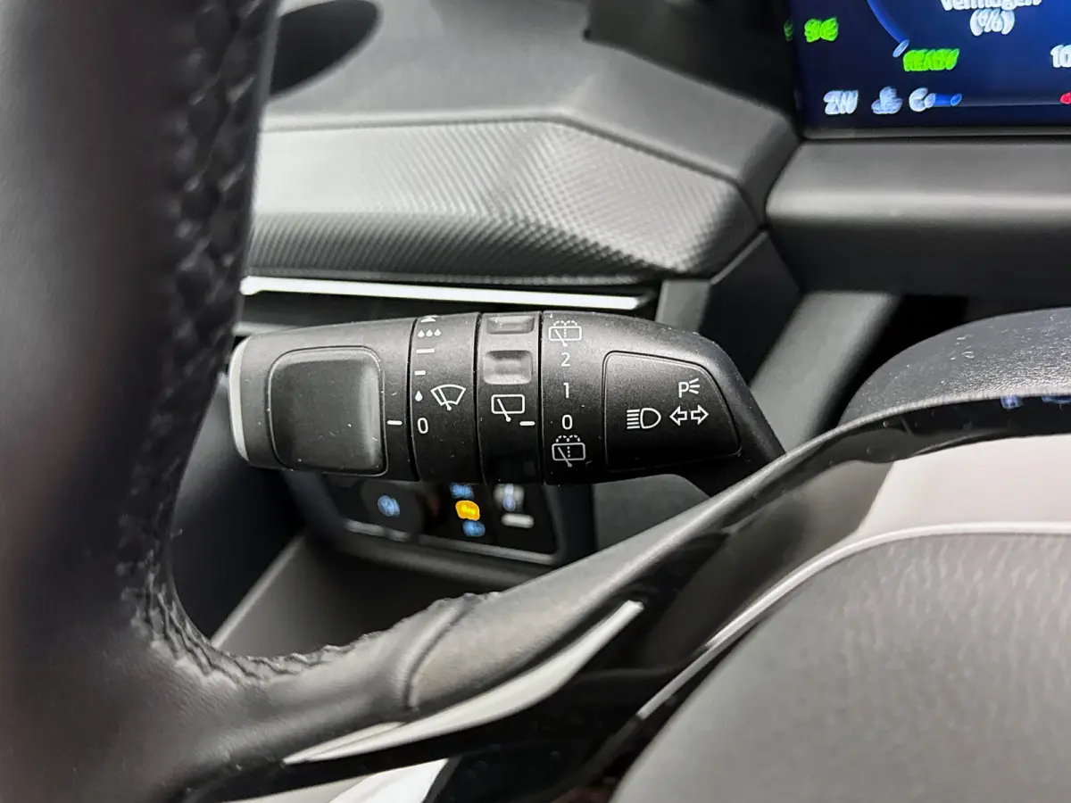 320 2.5 PHEV L2H1 Limited 9-persoons Hybride Led incl BPM ex BTW Peronenvervoer Kombi