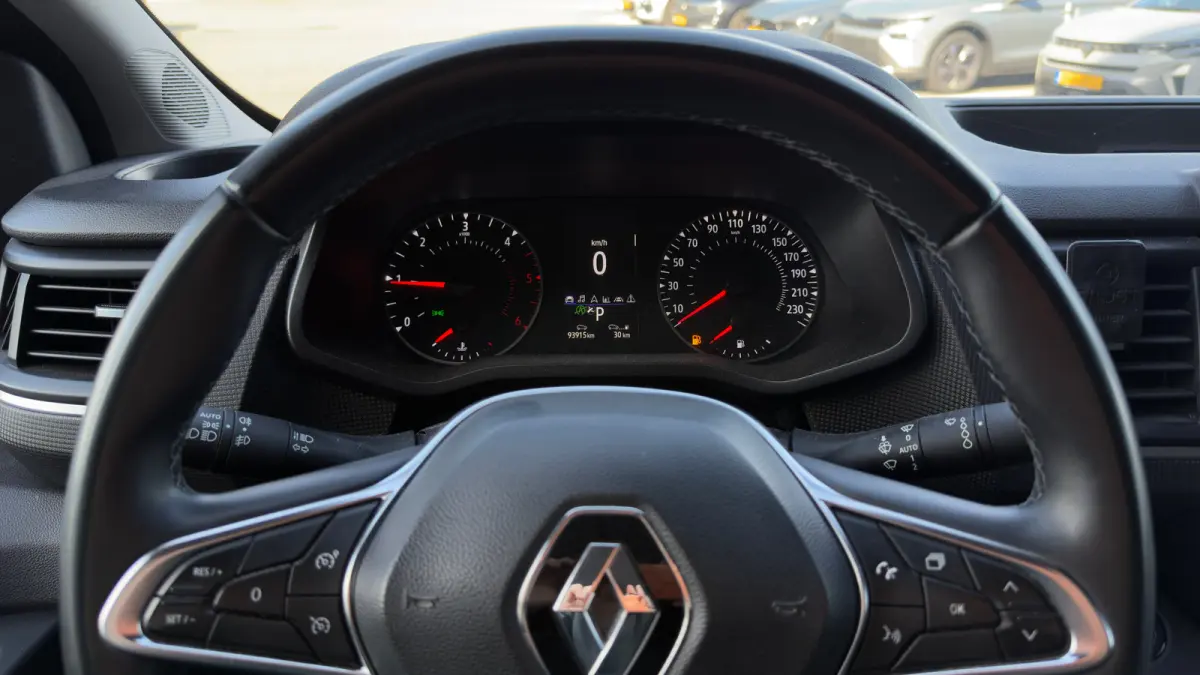 2.0 dCi 150 T29 L2H1 DC Luxe
