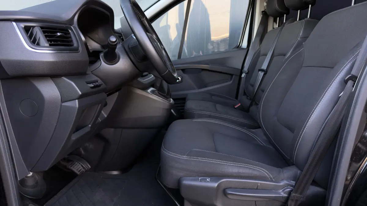 2.0 dCi 150 T29 L2H1 DC Luxe