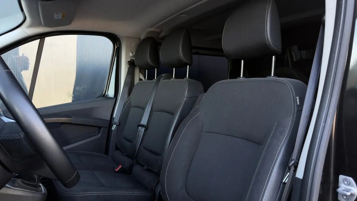 2.0 dCi 150 T29 L2H1 DC Luxe