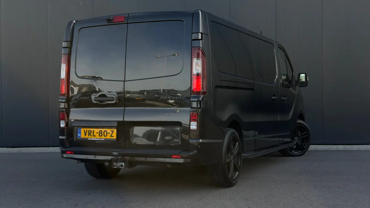 2.0 dCi 150 T29 L2H1 DC Luxe
