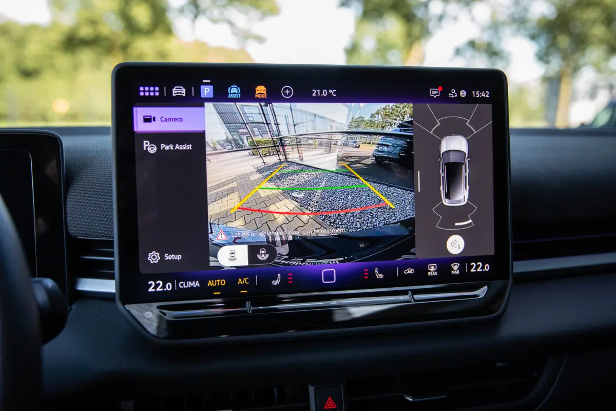 1.5 eTSI R-Line , Apple Carplay, Adap. cruise, Stoel/stuurverwarming, Sfeerverlichting,