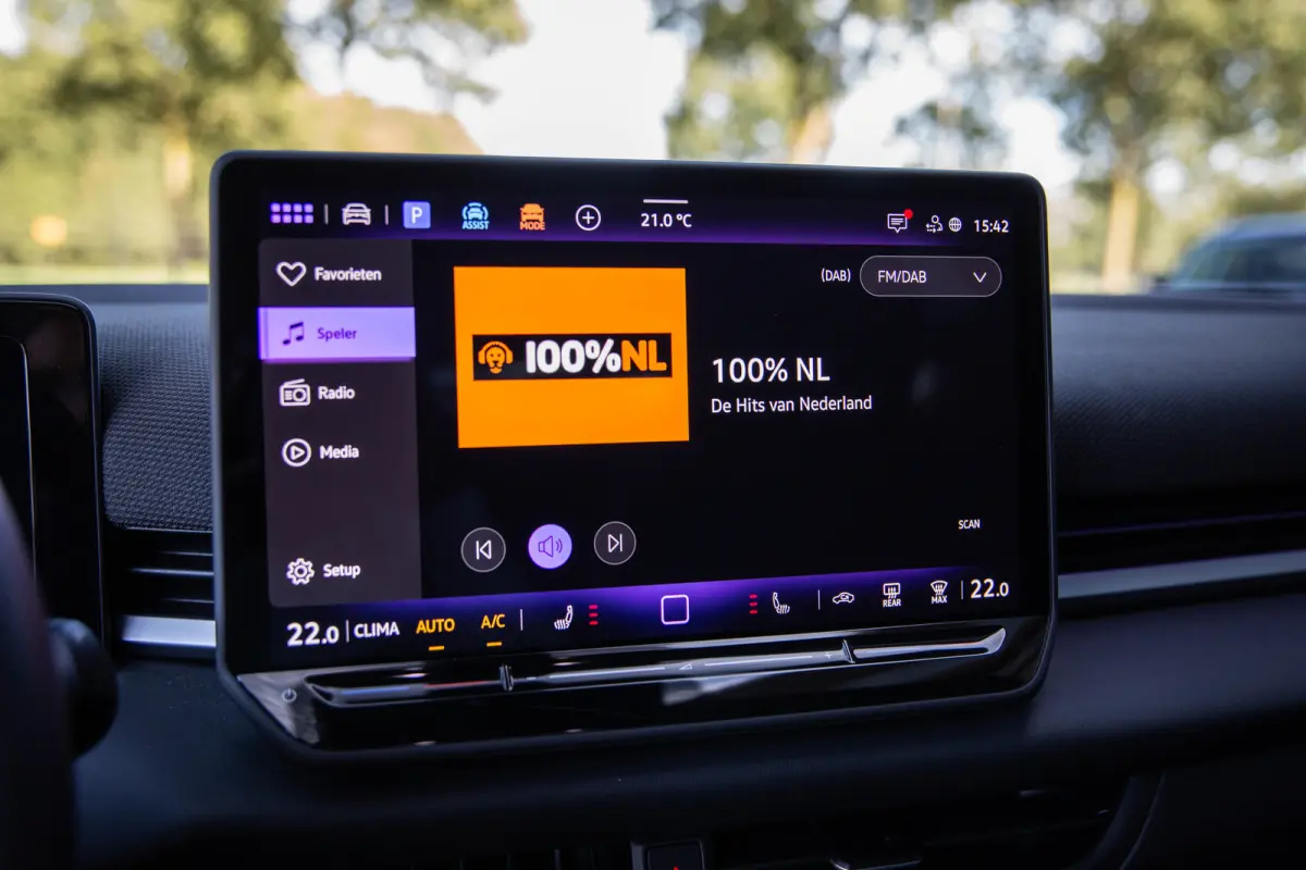 1.5 eTSI R-Line , Apple Carplay, Adap. cruise, Stoel/stuurverwarming, Sfeerverlichting,