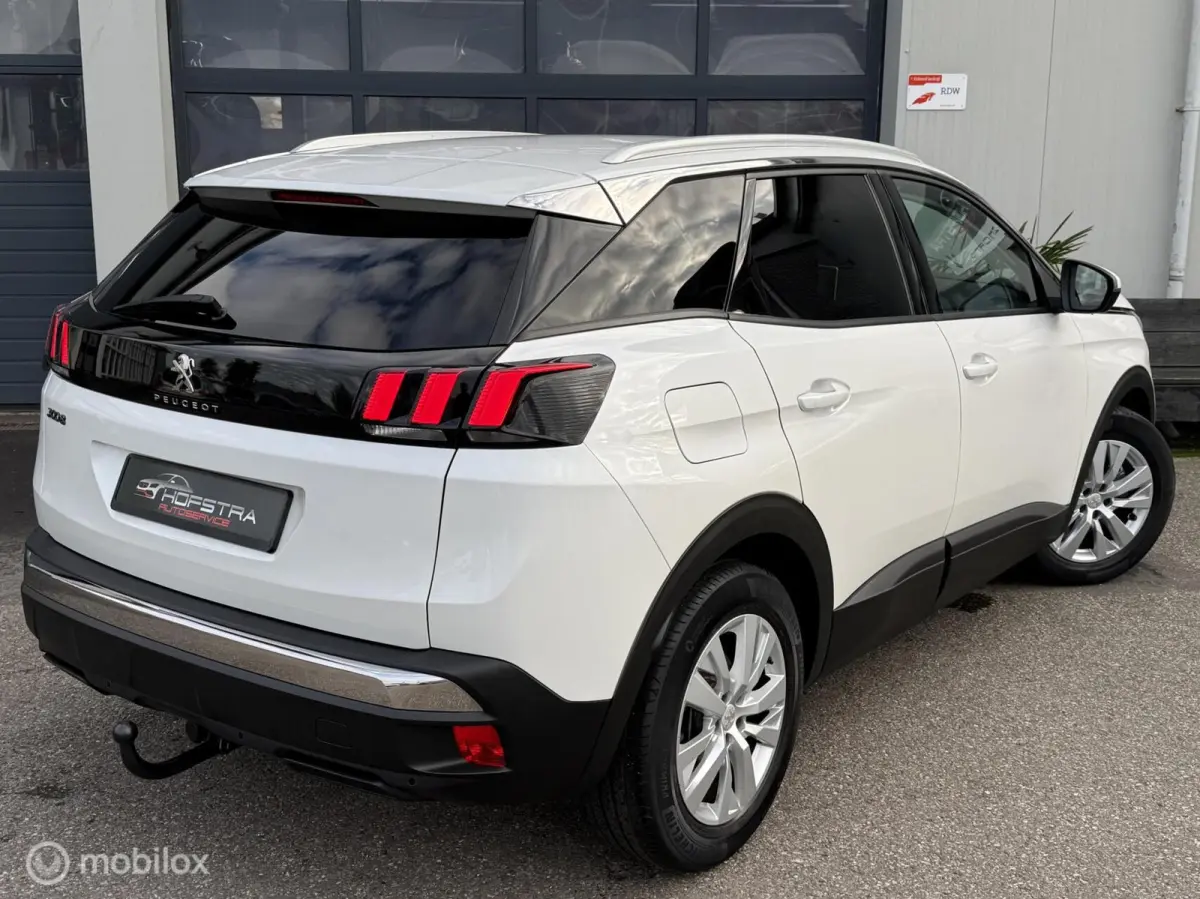 1.2 PureTech Blue Lease Executive Trekhk Distr-riem-vv