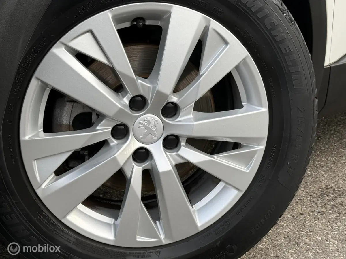 1.2 PureTech Blue Lease Executive Trekhk Distr-riem-vv
