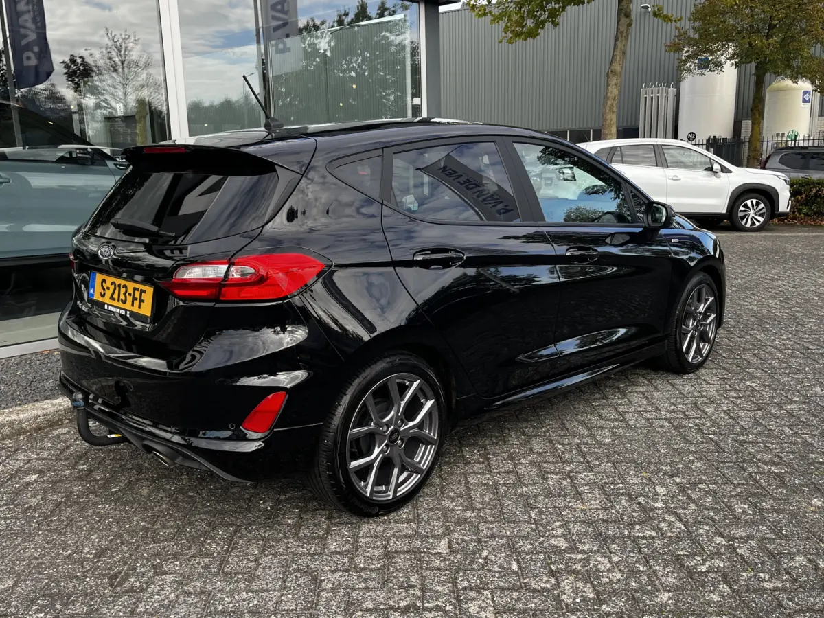 1.0 EcoBoost ST-Line 100pk/74kW 6-bak | Adapt. Cruise | Winter Pack | Trekhaak |