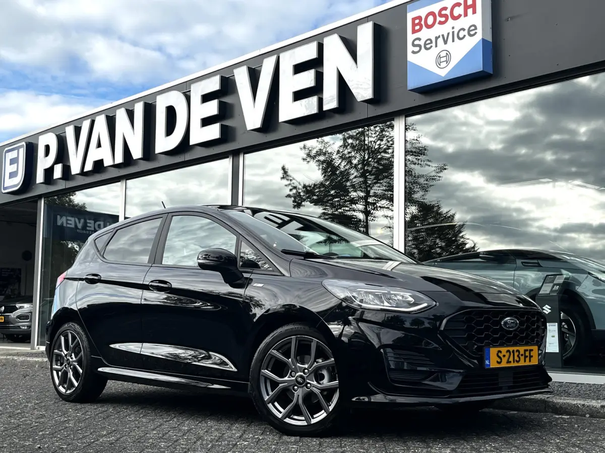 1.0 EcoBoost ST-Line 100pk/74kW 6-bak | Adapt. Cruise | Winter Pack | Trekhaak |