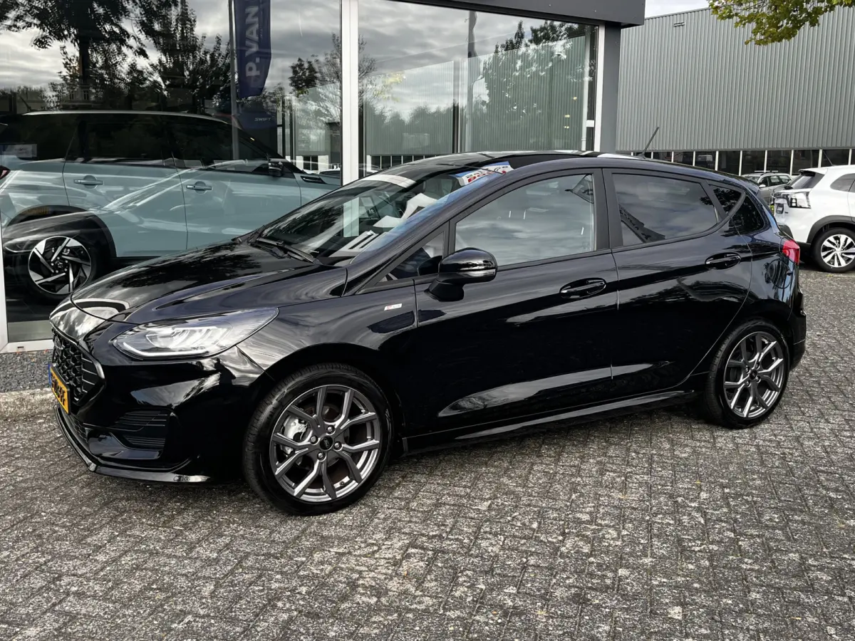 1.0 EcoBoost ST-Line 100pk/74kW 6-bak | Adapt. Cruise | Winter Pack | Trekhaak |