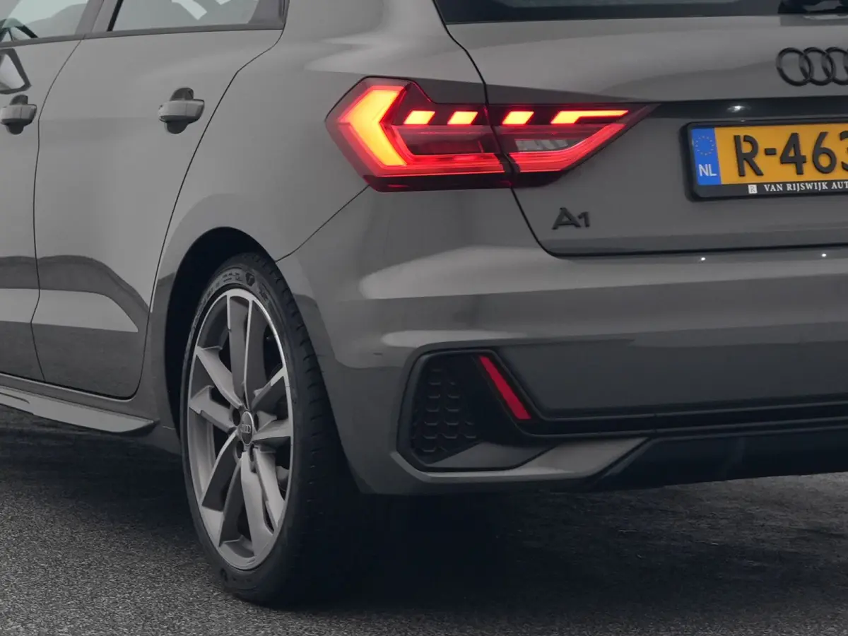 30 TFSi S-Tronic S-Line | CARPLAY | SONOS