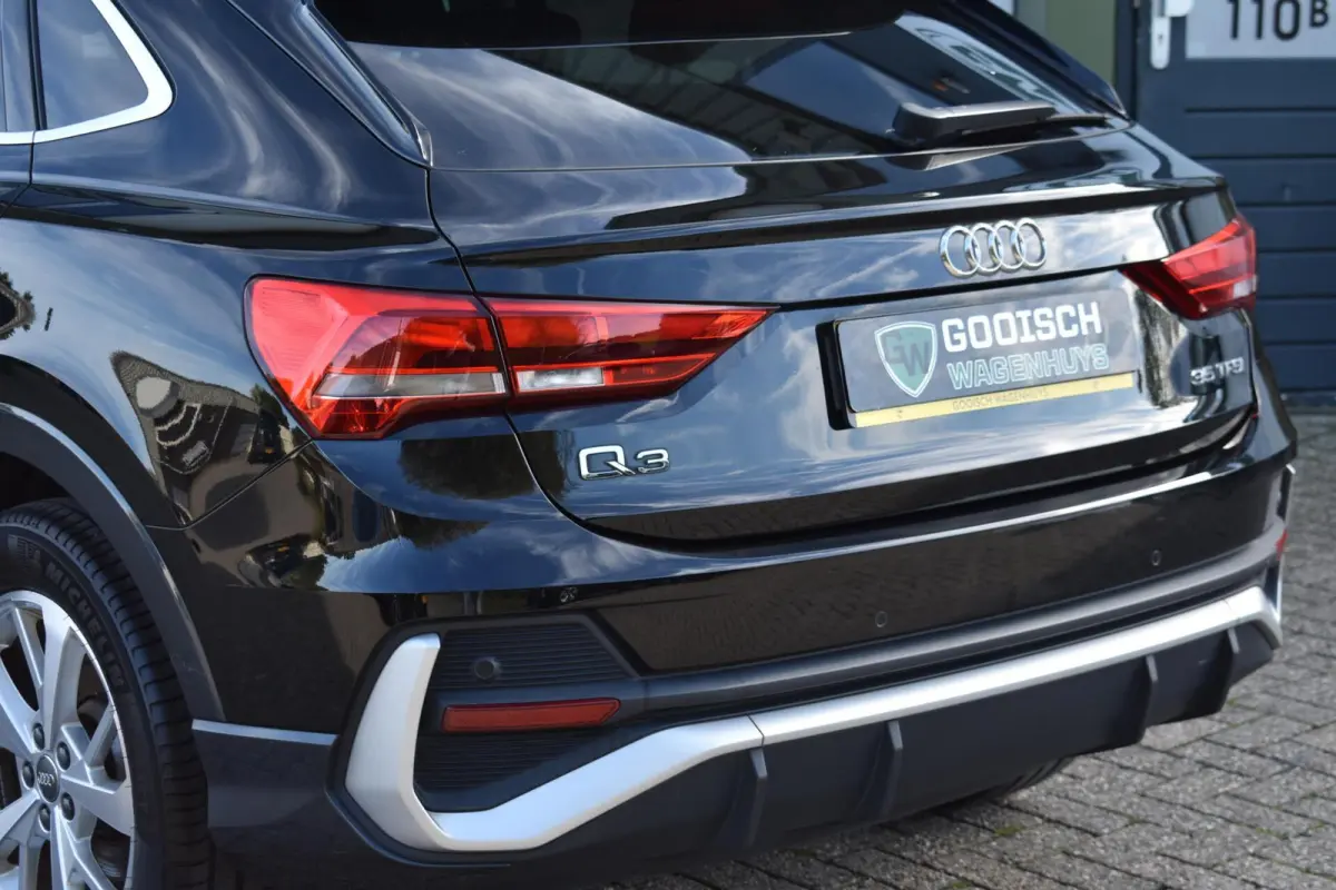 35 TFSI S edition | Stoelverwarming | Carplay | S-Line |