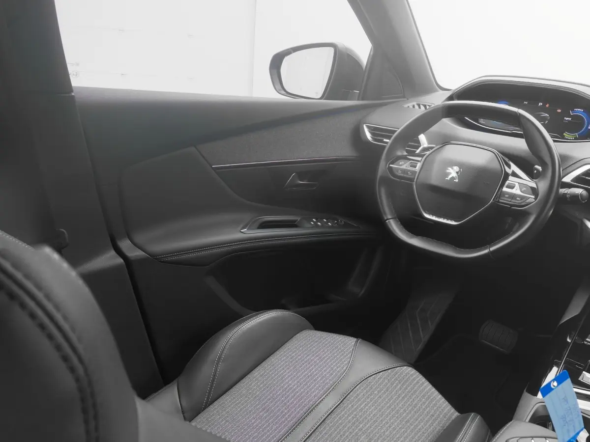 1.6 HYbrid 300 PK Automaat Allure | CAMERA | KEYLESS | STOELVERWARMING