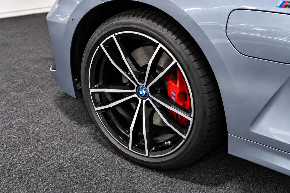 320e | M Sport | PANO | STOELVRW | LEDER