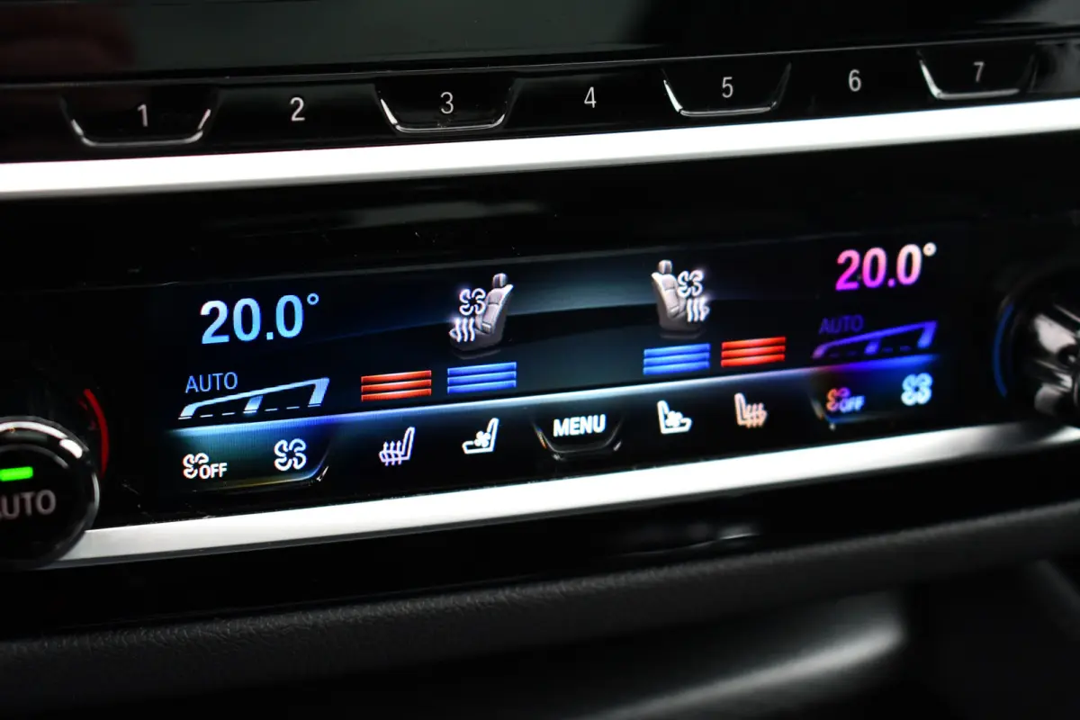 530e xDrive M-Sport Pro Pano Trekh ACC HUD H/K Massage+Koel 4WS DDC