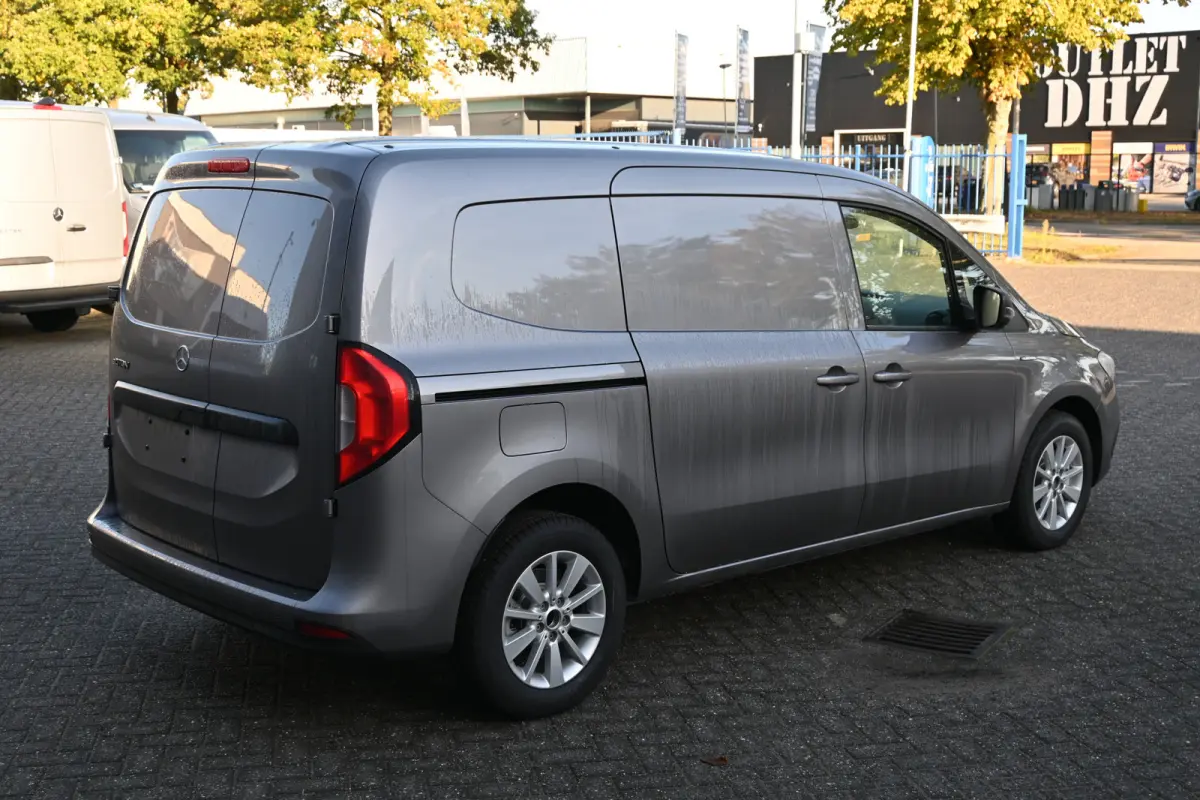 112 Pro L2 51 kWh Climate controle, Snellader, Zitcomfort pakket, Armsteun, Etc.