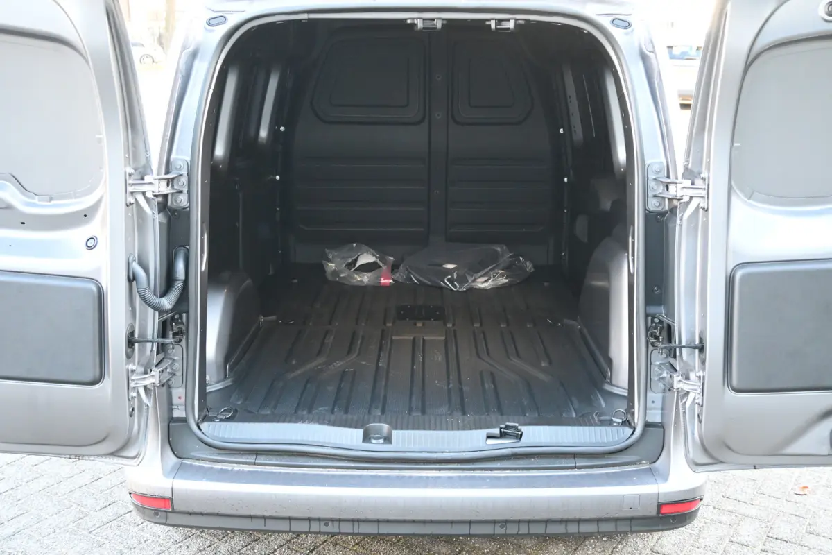 112 Pro L2 51 kWh Climate controle, Snellader, Zitcomfort pakket, Armsteun, Etc.