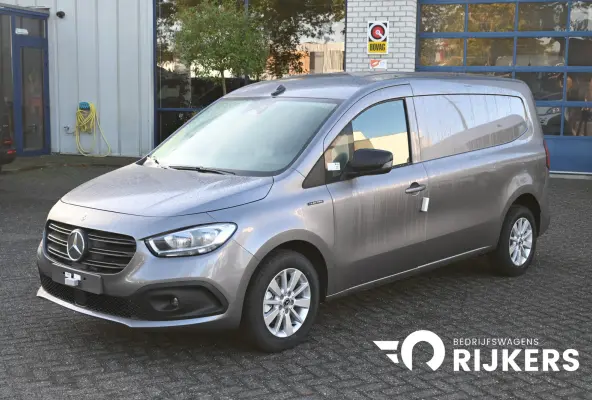 112 Pro L2 51 kWh Climate controle, Snellader, Zitcomfort pakket, Armsteun, Etc.