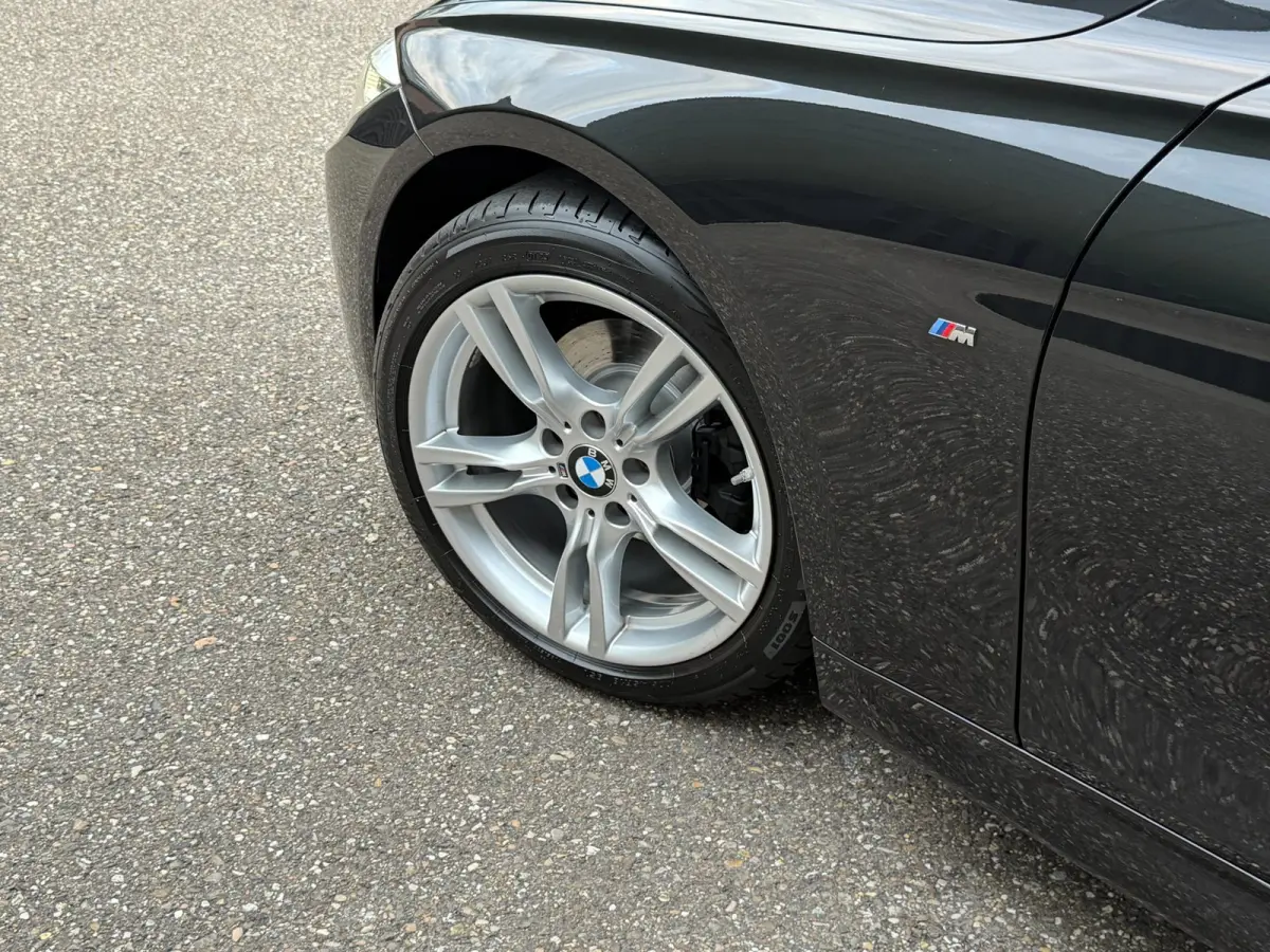 318i M-Sport LED Navi Leder Cruise