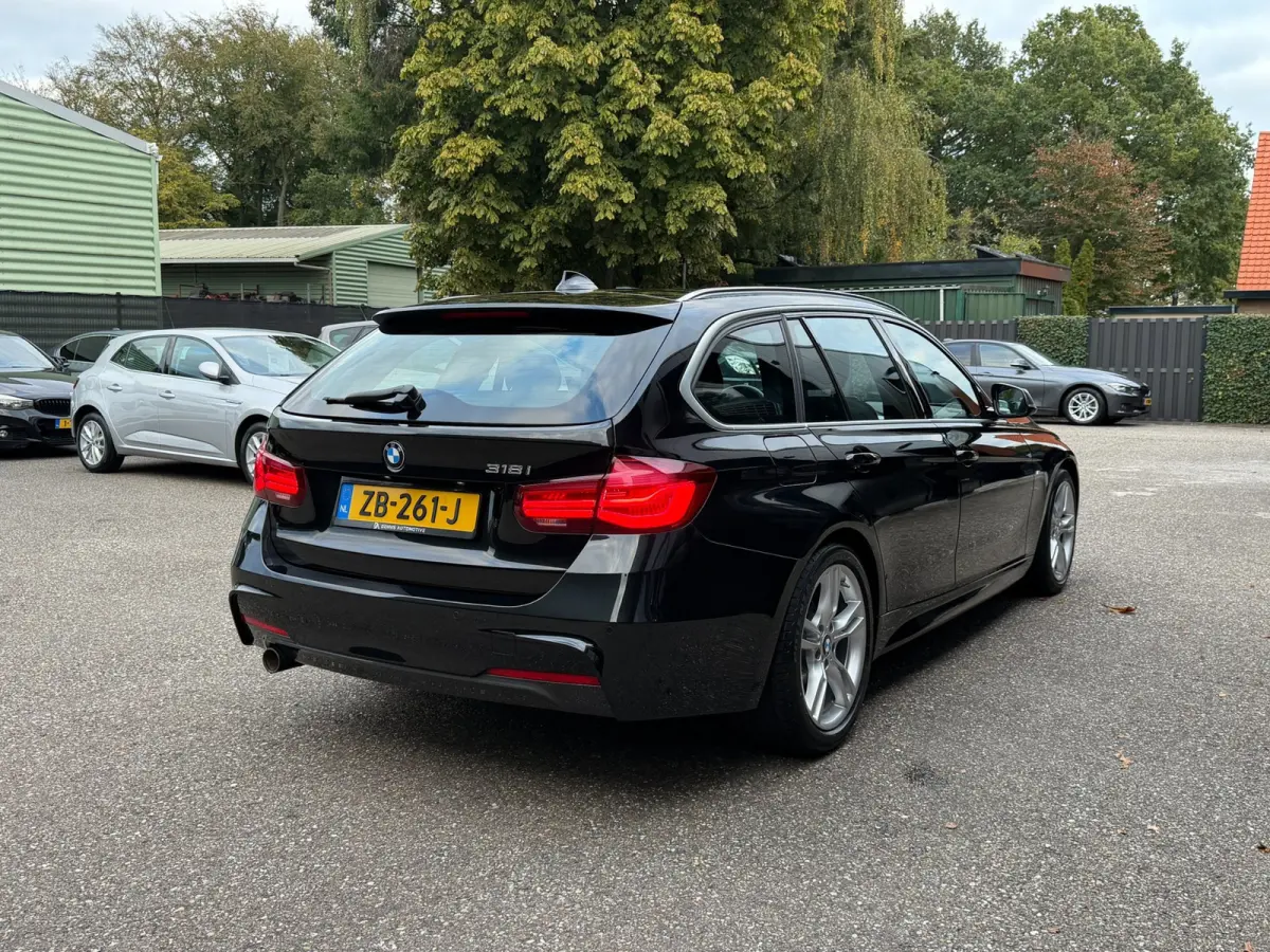 318i M-Sport LED Navi Leder Cruise