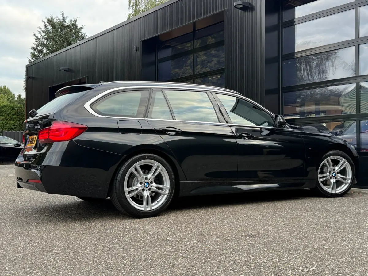 318i M-Sport LED Navi Leder Cruise