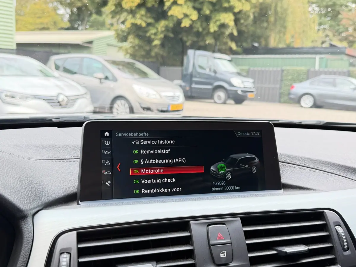 318i M-Sport LED Navi Leder Cruise