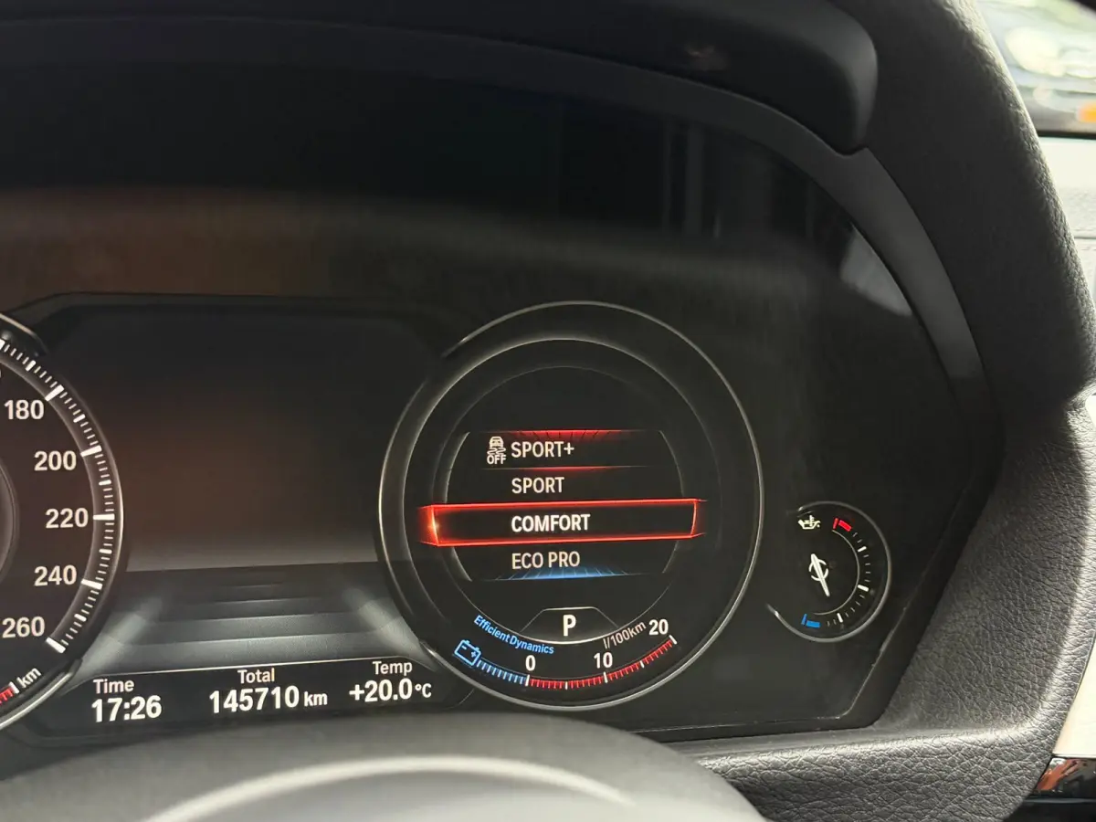 318i M-Sport LED Navi Leder Cruise