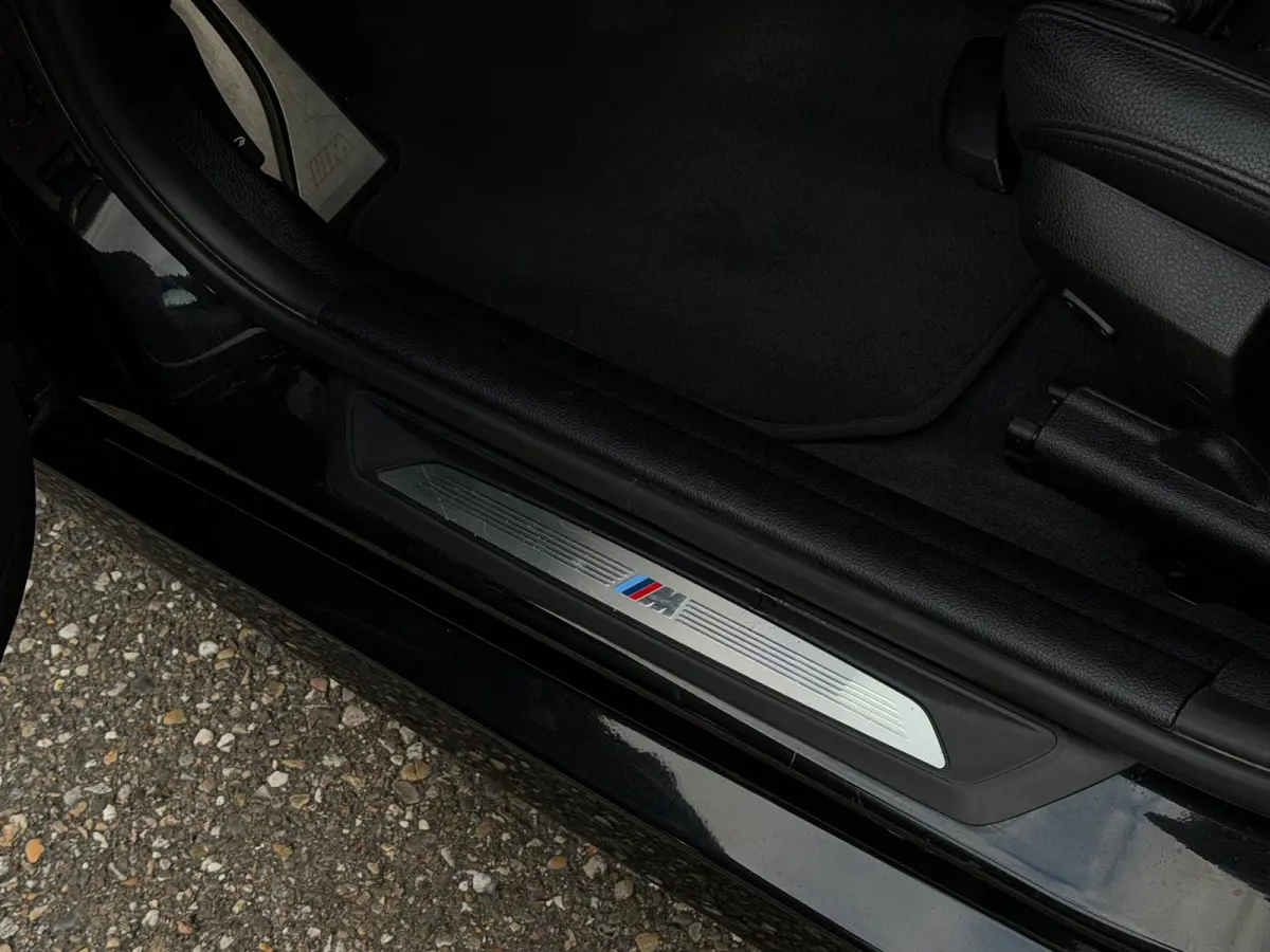 318i M-Sport LED Navi Leder Cruise