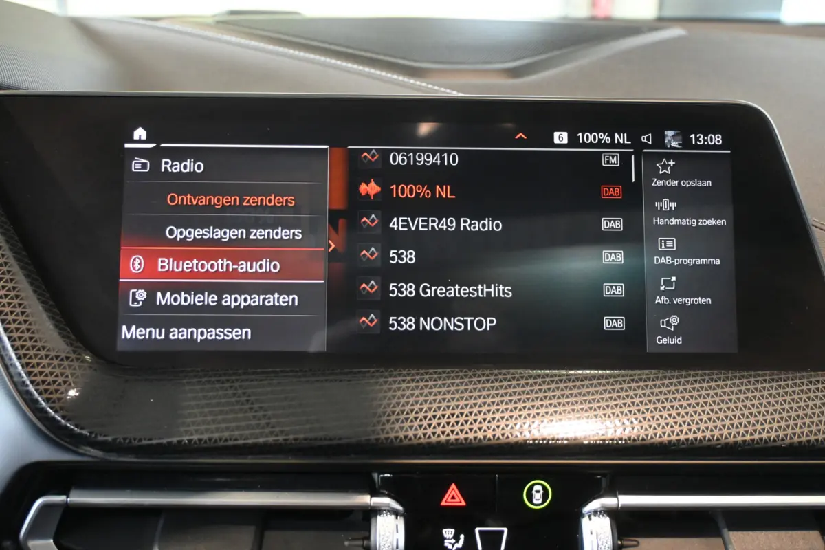 120i Automaat M - Sport Edition Clima Kuipstoelen Panoramadak LED koplampen 19 Inch Camera 1e Eig. 100% Onderhouden Inruil mogelijk
