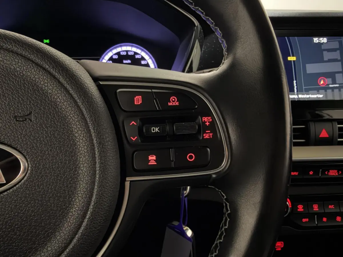 1.6 GDi Hybrid DynamicLine ACC Camera Carplay Trekh. NAP