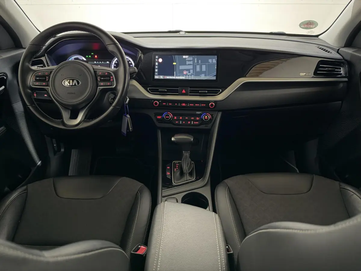 1.6 GDi Hybrid DynamicLine ACC Camera Carplay Trekh. NAP