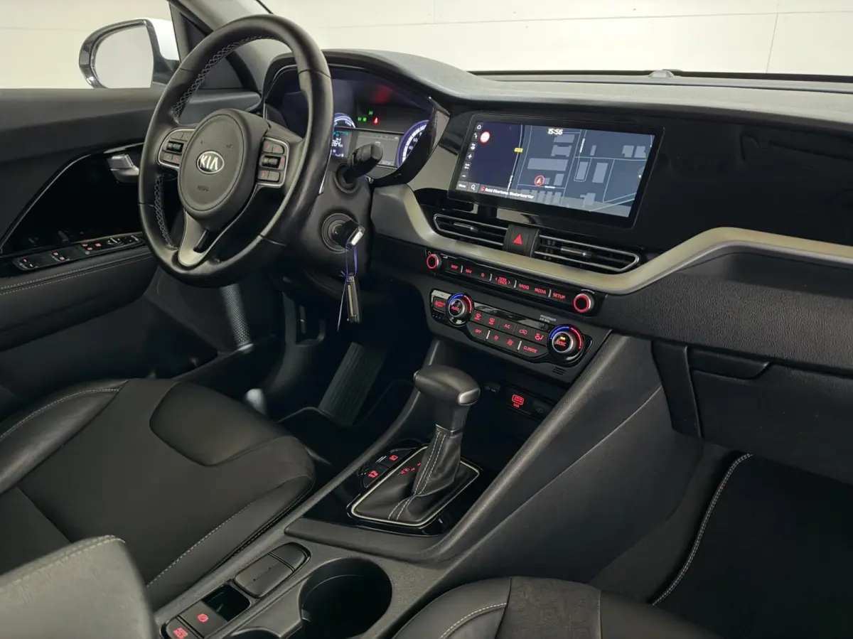 1.6 GDi Hybrid DynamicLine ACC Camera Carplay Trekh. NAP