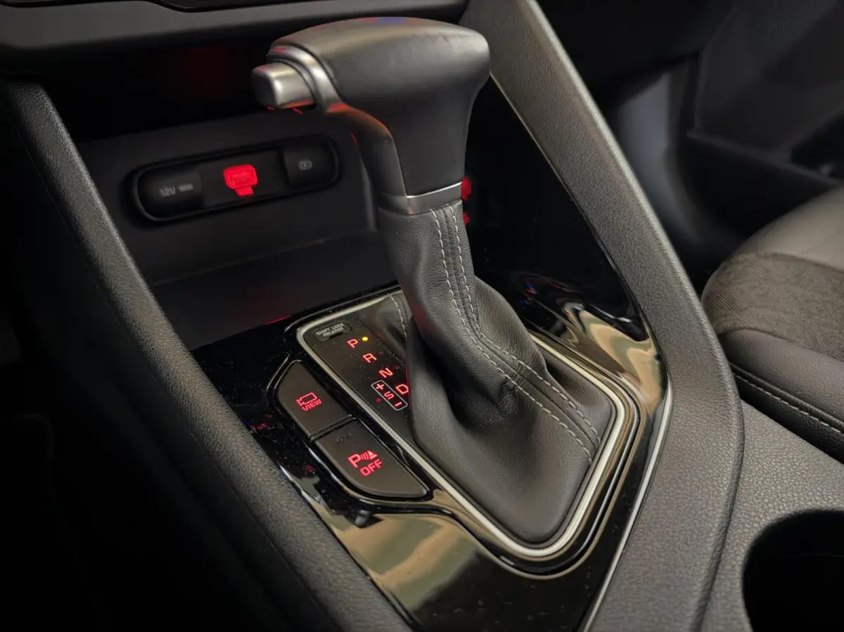 1.6 GDi Hybrid DynamicLine ACC Camera Carplay Trekh. NAP