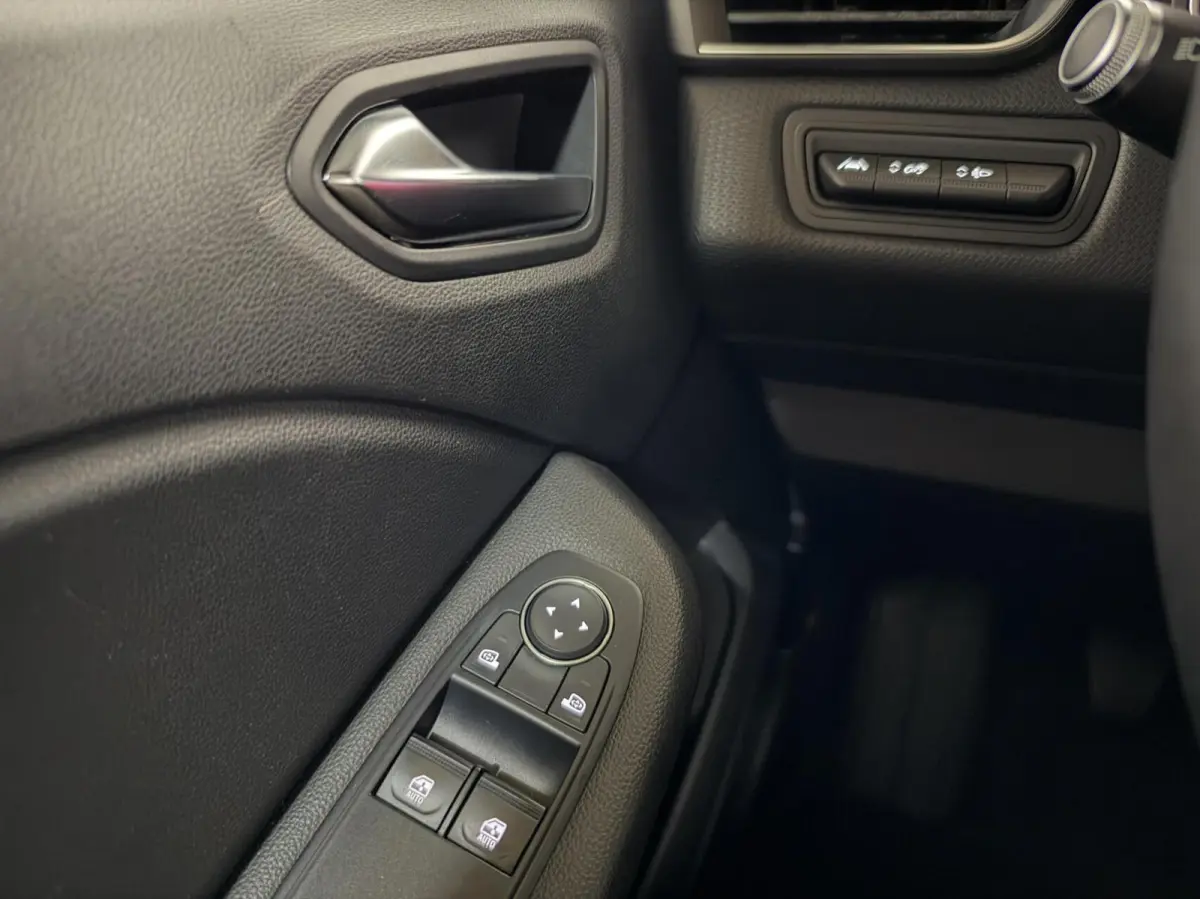 1.0 TCe Life Airco Cruise Carplay PDC NAP